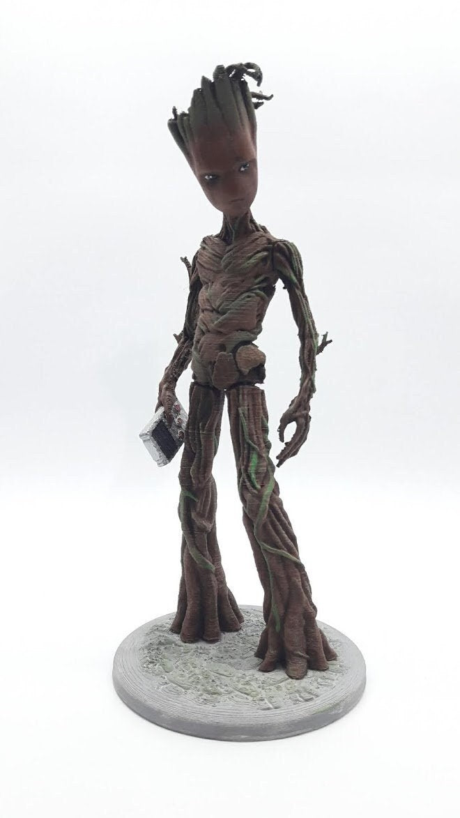 Teenage groot figure / 3d printed / Model 018
